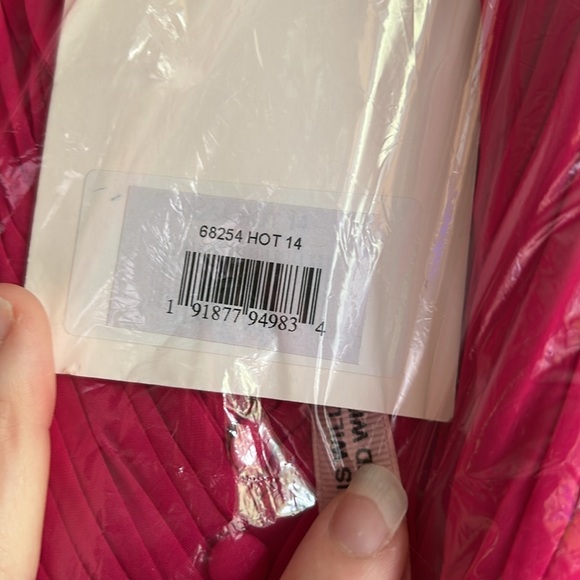 Mac Duggal Hot Pink Gown 68524 • Size 14 • NWT  evening wedding pageant - Picture 7 of 13